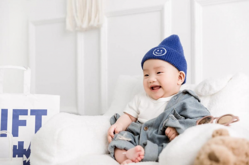 揭阳宝宝眼睛红红的